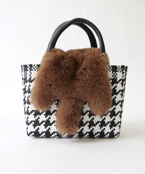 WOVEN(ウーヴン)の「WOVEN (ウーヴン) / エコファー ねこフラップカバー バッグカバー トートバッグ用 猫 縦型(トートバッグ・レディース・ブラウン/ブラック/グレー・FREE)」の4枚目の写真