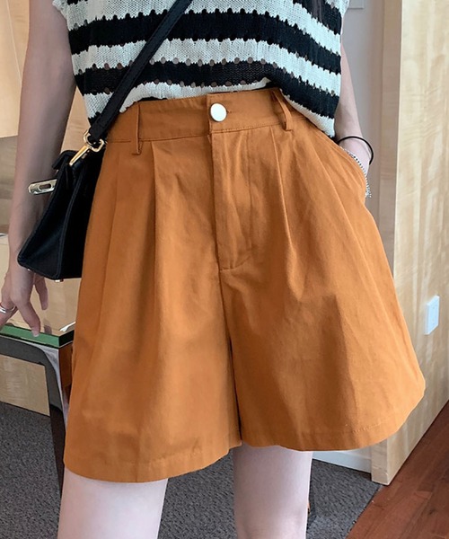 2ly2(トゥーリートゥー)の「タック入りショートパンツ レディース ハイウエスト ワイドシルエット(その他パンツ・レディース・ホワイト/パープル/ブラック/ピンク/オレンジ/グリーン・FREE)」の6枚目の写真