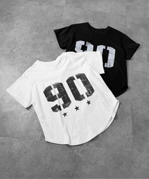 【ミドル丈だから使いやすい!】プリントデザインミドルTシャツ / 半袖 ミドル丈 ナンバーロゴ ナンバリング フロントロゴ ロゴ 海外ガール プチプラ レタリング ヘムカーブ ラウンドヘム 2カラー ホワイト ブラック フリーサイズ ストリート デイリーユース