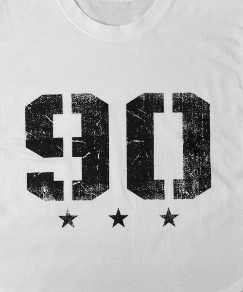 MATU:TA(マトゥータ)の「【ミドル丈だから使いやすい!】プリントデザインミドルTシャツ / 半袖 ミドル丈 ナンバーロゴ ナンバリング フロントロゴ ロゴ 海外ガール プチプラ レタリング ヘムカーブ ラウンドヘム 2カラー ホワイト ブラック フリーサイズ ストリート デイリーユース(Tシャツ/カットソー・レディース・ブラック/ホワイト・FREE)」の11枚目の写真