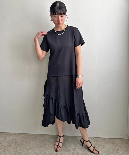 LHELBIE(レルビエ)の「フリルスカートドッキングワンピース(ワンピース・レディース・ブラウン/ブルー/ブラック・M)」の21枚目の写真