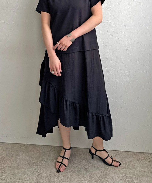 LHELBIE(レルビエ)の「フリルスカートドッキングワンピース(ワンピース・レディース・ブラウン/ブルー/ブラック・M)」の22枚目の写真