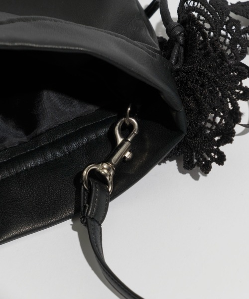 tanakadaisuke(タナカダイスケ)の「【tanakadaisuke/タナカダイスケ】lace flower drawstring sacoche/レースバッグ(ショルダーバッグ・レディース・ブラック/ベージュ・FREE)」の9枚目の写真