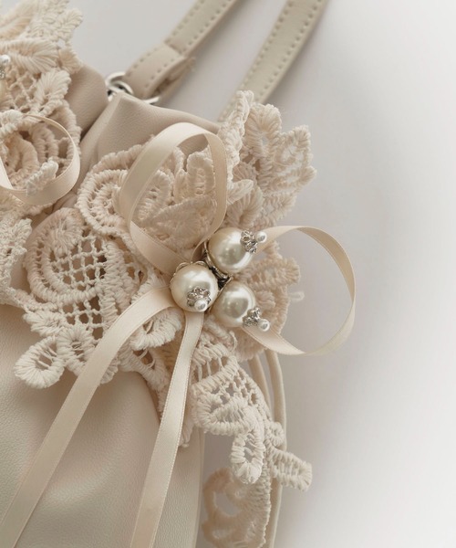 tanakadaisuke(タナカダイスケ)の「【tanakadaisuke/タナカダイスケ】lace flower drawstring sacoche/レースバッグ(ショルダーバッグ・レディース・ブラック/ベージュ・FREE)」の17枚目の写真