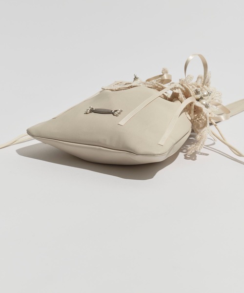tanakadaisuke(タナカダイスケ)の「【tanakadaisuke/タナカダイスケ】lace flower drawstring sacoche/レースバッグ(ショルダーバッグ・レディース・ブラック/ベージュ・FREE)」の20枚目の写真