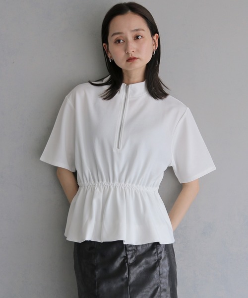 &g'aime(アンジェム)の「【&g'aime 】ハーフジップペプラムトップス Half-Zip Peplum Top(Tシャツ/カットソー・レディース・ブラック/ホワイト・FREE)」の2枚目の写真