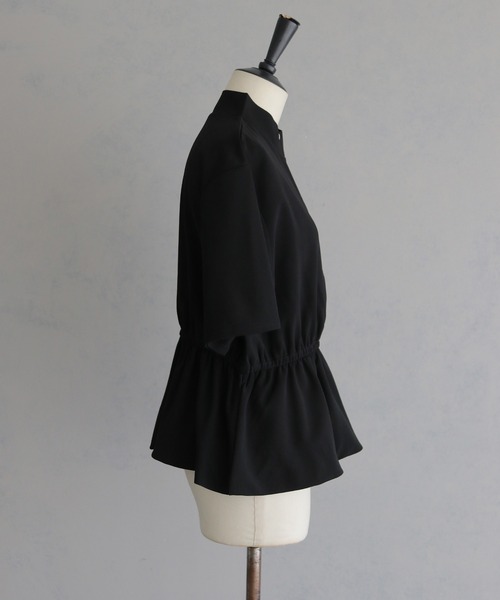 &g'aime(アンジェム)の「【&g'aime 】ハーフジップペプラムトップス Half-Zip Peplum Top(Tシャツ/カットソー・レディース・ブラック/ホワイト・FREE)」の11枚目の写真