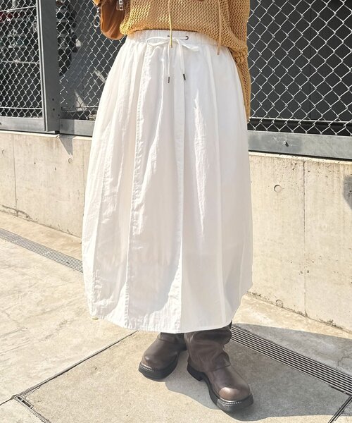 CIAOPANIC(チャオパニック)の「コクーンシルエットミモレ丈スカート(スカート・レディース・ブラック/レッド/ホワイト・ONE SIZE)」の21枚目の写真