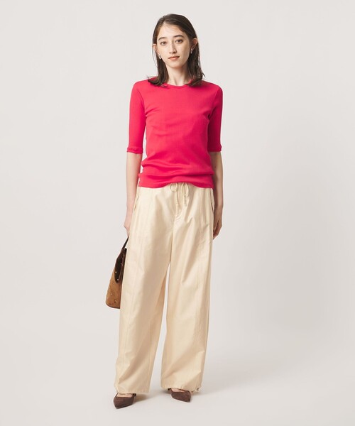 UNITED ARROWS(ユナイテッドアローズ)の「コットン カーブパンツ(その他パンツ・レディース・オフホワイト/ベージュ・36/38)」の16枚目の写真