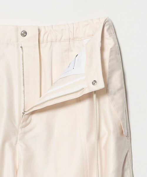 UNITED ARROWS(ユナイテッドアローズ)の「コットン カーブパンツ(その他パンツ・レディース・オフホワイト/ベージュ・36/38)」の6枚目の写真