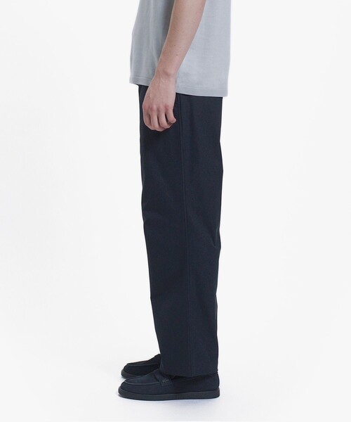 LACOSTE(ラコステ)の「スウェードタッチ ピーチワイドパンツ(その他パンツ・メンズ・ライトグレー/グレー/ブラック・38/42/46)」の7枚目の写真