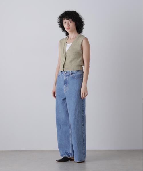 YLEVE(イレーヴ)の「YLEVE / COTTON BOUCLE KNIT VEST(カーディガン/ボレロ・レディース・カーキ・1)」の2枚目の写真