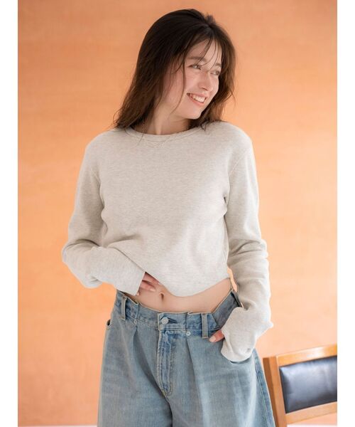 Ungrid(アングリッド)の「バックオープンハニカムショートロングスリーブTee(Tシャツ/カットソー・レディース・ライトグレー/ピンク/チャコールグレー・FREE)」の8枚目の写真