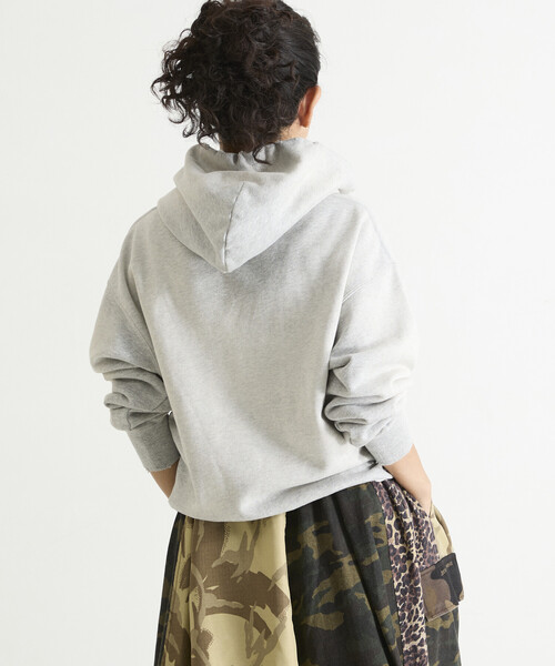 Freada（フリーダ）の「Freada/フリーダ ダメージ加工 フーディー（スウェット・レディース・グレー/レッド・ONE SIZE）」の10枚目の写真