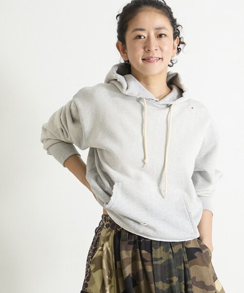 Freada（フリーダ）の「Freada/フリーダ ダメージ加工 フーディー（スウェット・レディース・グレー/レッド・ONE SIZE）」の11枚目の写真
