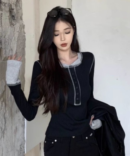 SHERU(シェル)の「バイカラー ヘンリーネックタイト長袖Tシャツ ロンT(Tシャツ/カットソー・レディース・グレー/ブラック・M)」の21枚目の写真