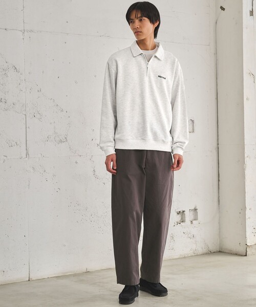 green label relaxing(グリーンレーベルリラクシング)の「TC ツイル ピーチ バレル ワイド パンツ W4(その他パンツ・メンズ・ベージュ/ブラック/ダークブラウン・M/S/L/XL)」の4枚目の写真