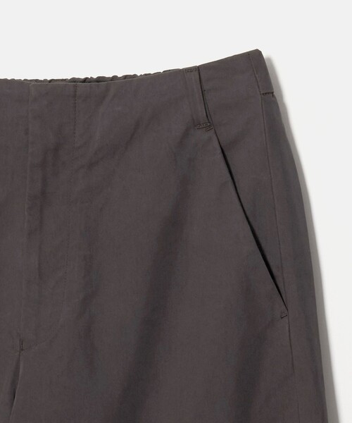 green label relaxing(グリーンレーベルリラクシング)の「TC ツイル ピーチ バレル ワイド パンツ W4(その他パンツ・メンズ・ベージュ/ブラック/ダークブラウン・M/S/L/XL)」の14枚目の写真