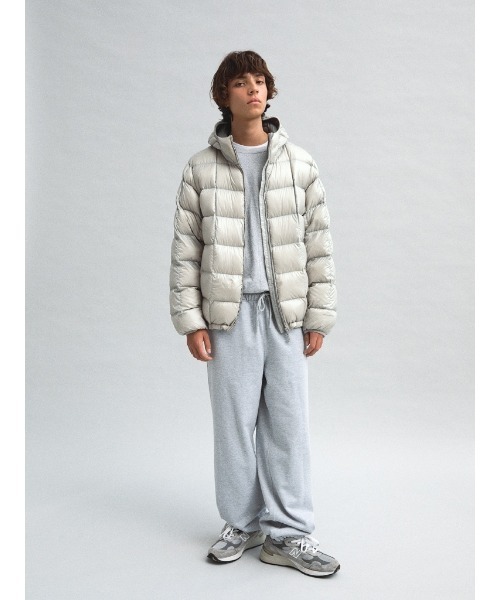 thisisneverthat(ディスイズネバーザット)の「PERTEX Vik Hooded LT Down Jacket(ダウンジャケット/コート・メンズ・グレー/ピンク系その他/ライトグレー/ブラック・XS/S/XL/M/L)」の10枚目の写真