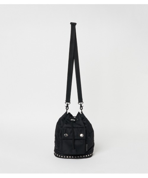 Mackintosh（マッキントッシュ）の「DRAWSTRING BUCKET STUDS（ショルダーバッグ・レディース・ブラック・FREE）」の2枚目の写真