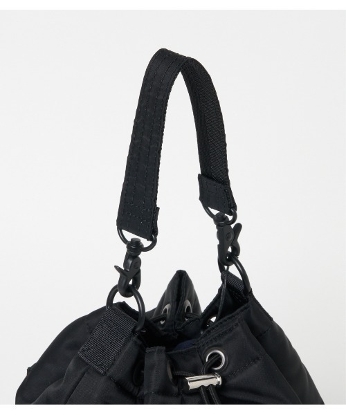 Mackintosh（マッキントッシュ）の「DRAWSTRING BUCKET STUDS（ショルダーバッグ・レディース・ブラック・FREE）」の6枚目の写真