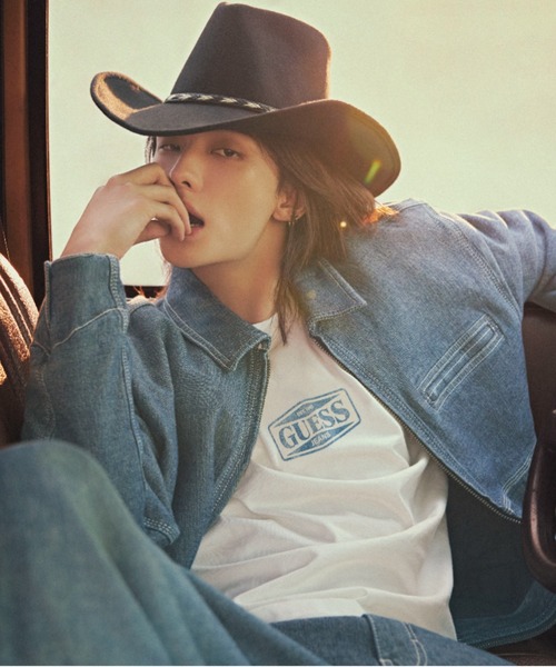 ヒョンジン 着用】 GUESS JEANS Classic Logo Tee Tシャツ 半袖