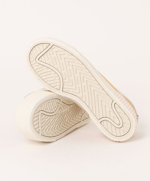 NIKE（ナイキ）の「500 ﾅｲｷ ｳｨﾒﾝｽﾞ ｺｰﾄ ﾚ（スニーカー・レディース・ベージュ・22.5cm/23.0cm/23.5cm/24.0cm/24.5cm/25.0cm）」の3枚目の写真