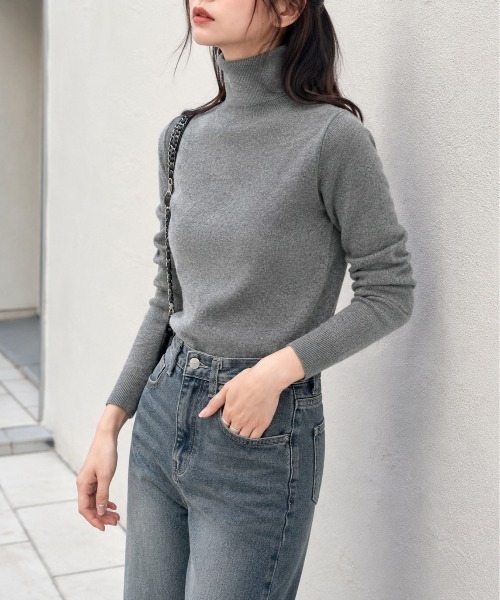 Mku Ekta(ムクエクタ)の「リブタートルネックセーター(ニット/セーター・レディース・ブラック/キャメル/ホワイト/グレー・FREE)」の18枚目の写真
