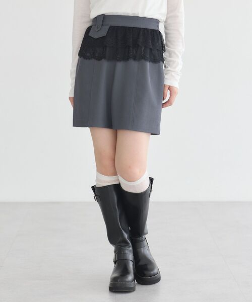 earth music&ecology（アースミュージックアンドエコロジー）の「レースレイヤードショートパンツ（その他パンツ・レディース・ベージュ/グレー/ブラック・FREE）」の15枚目の写真