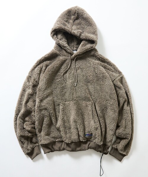 FREAK'S STORE（フリークスストア）の「限定展開 リラックスフィット シャギーフリース プルオーバー パーカー（パーカー・メンズ・グレイッシュベージュ/ブラック/オリーブ/スミクロ・LARGE/MEDIUM/SMALL）」の11枚目の写真