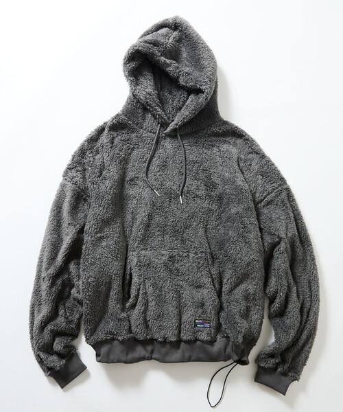 FREAK'S STORE（フリークスストア）の「限定展開 リラックスフィット シャギーフリース プルオーバー パーカー（パーカー・メンズ・グレイッシュベージュ/ブラック/オリーブ/スミクロ・LARGE/MEDIUM/SMALL）」の13枚目の写真