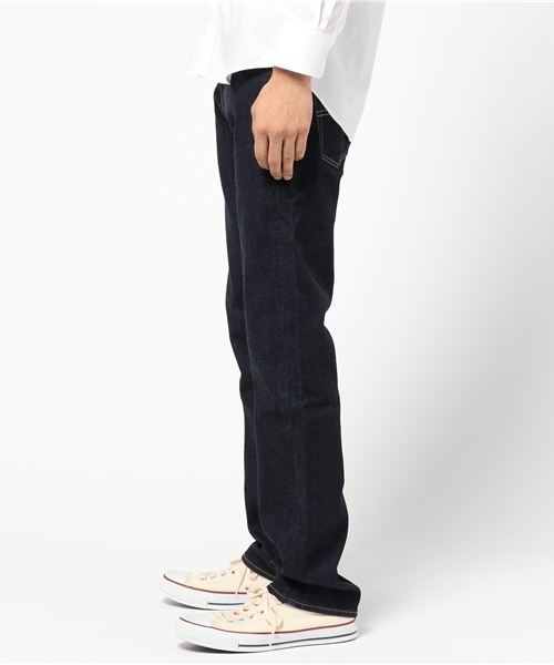 Levi's（リーバイス）の「【LEVI'S】513（TM) SLIM STRAIGT　ワンウォッシュ（デニムパンツ・メンズ・ワンウォッシュ・28inch/33inch/31inch/34inch/30inch/32inch/29inch）」の2枚目の写真