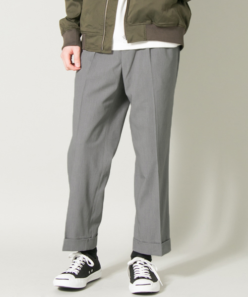 URBAN RESEARCH（アーバンリサーチ）の「UR T/Rギャバワンタックワイドパンツ（その他パンツ・メンズ・グレー/チャコールグレー/ブラック・LARGE/MEDIUM）」の3枚目の写真