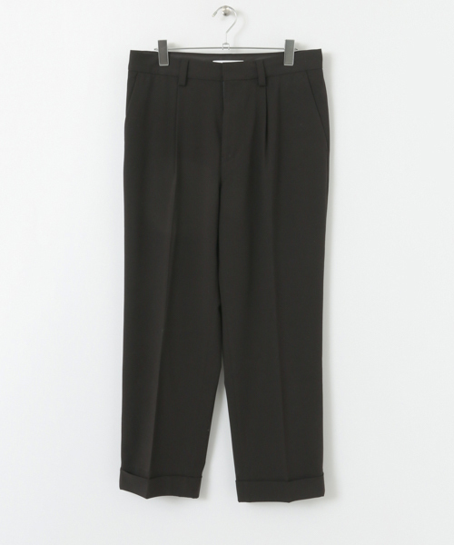 URBAN RESEARCH（アーバンリサーチ）の「UR T/Rギャバワンタックワイドパンツ（その他パンツ・メンズ・グレー/チャコールグレー/ブラック・LARGE/MEDIUM）」の10枚目の写真