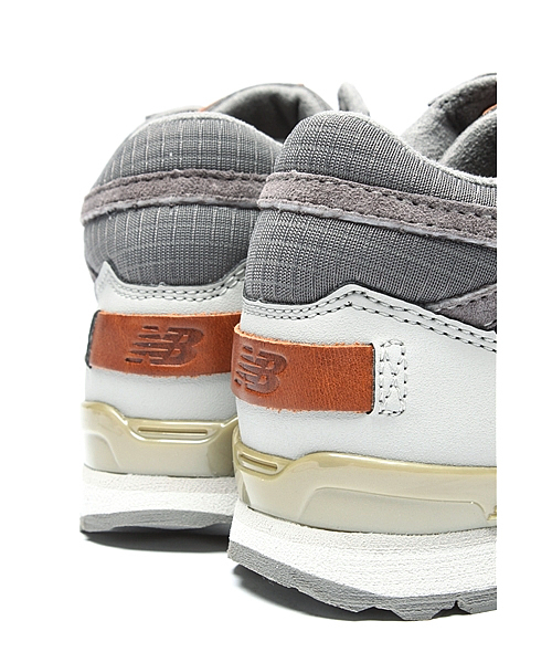 coen（コーエン）の「NEW BALANCE WRC710（スニーカー・レディース・オフホワイト/ダークグレー・LARGE/SMALL/MEDIUM）」の7枚目の写真