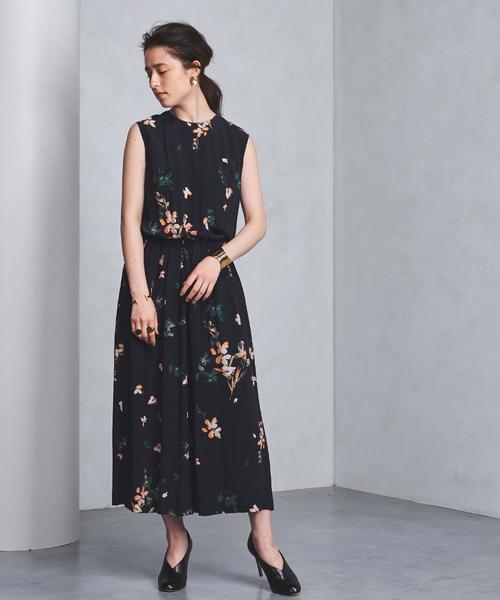 SACRA ブラック ノースリーブワンピース 楽天市場】【SALE！30%OFF】サクラ SACRA ノースリーブ
