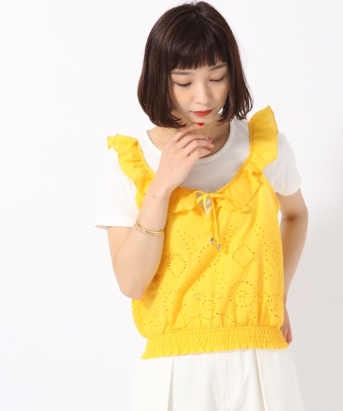 LOWRYS FARM（ローリーズファーム）の「カットワークキャミ　793075（シャツ/ブラウス・レディース・オフホワイト/イエロー/ブラック・LARGE/MEDIUM）」の3枚目の写真