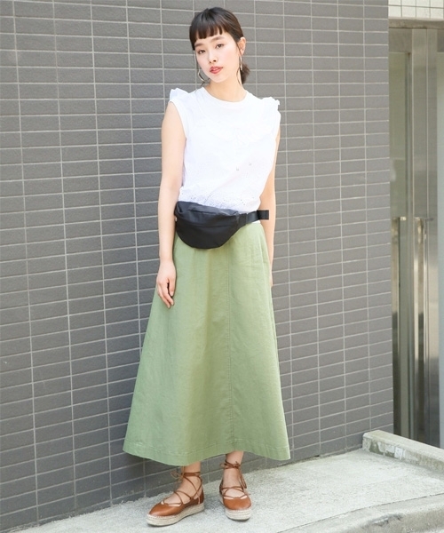 LOWRYS FARM（ローリーズファーム）の「カットワークキャミ　793075（シャツ/ブラウス・レディース・オフホワイト/イエロー/ブラック・LARGE/MEDIUM）」の11枚目の写真