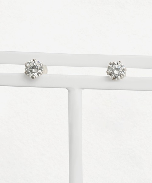 ESTELLE（エステール）の「K18 ホワイトゴールド キュービックジルコニア ピアス （M） ESTELLE/エステール（ピアス（両耳用）・レディース・ホワイトゴールド・-）」の9枚目の写真