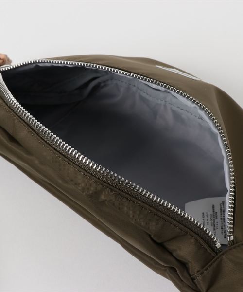 Lee（リー）の「【Lee】ウェストポーチ（ボディバッグ/ウエストポーチ・レディース・カーキ/ブラック/グレー/オフホワイト/ピンク/キャメル・フリー/ONE SIZE）」の13枚目の写真