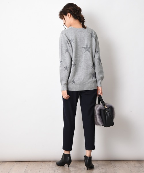 INTERPLANET（インタープラネット）の「スターラメジャガードＶネック（ニット/セーター・レディース・ブラック/グレー/オフホワイト・FREE）」の13枚目の写真