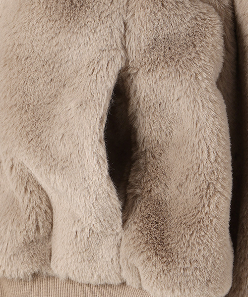 COMME CA ISM(コムサイズム)の「フェイクファー ブルゾン(ブルゾン・キッズ・ベージュ/キャメル・140/150/110cm/100cm/120cm/130cm)」の7枚目の写真