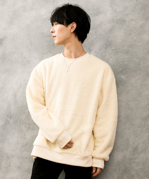 TopIsm（トップイズム）の「ワイドシルエット シャギーボア クルーネックカットソー（スウェット・メンズ・ブラック/ベージュ/グレー/アイボリー/モカ/ワイン/ネイビー/ホワイト/ネイビー系/ライトグリーン/ブルー/ライトパープル/ワインレッド・LL/M/L）」の2枚目の写真