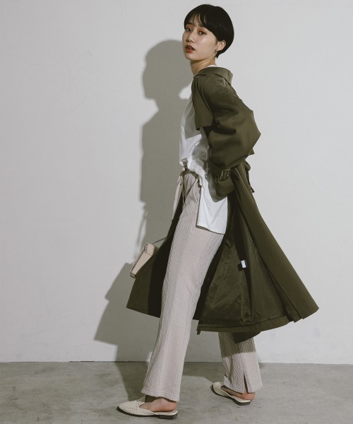 PAGEBOY(ページボーイ)の「Cテンセルルーズトレンチコート(トレンチコート・レディース・カーキ/ブラック/ベージュ/ライトベージュ・SMALL/MEDIUM)」の14枚目の写真