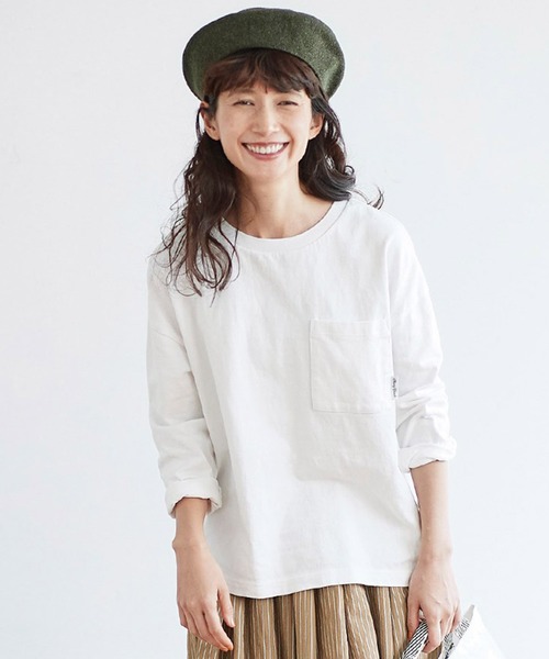 Sunny clouds（サニークラウズ）の「サニークラウズ　　一枚で様になるＴシャツ（Tシャツ/カットソー・レディース・ブラック/ホワイト・MEDIUM/LARGE/X-LARGE/XX-LARGE）」の2枚目の写真