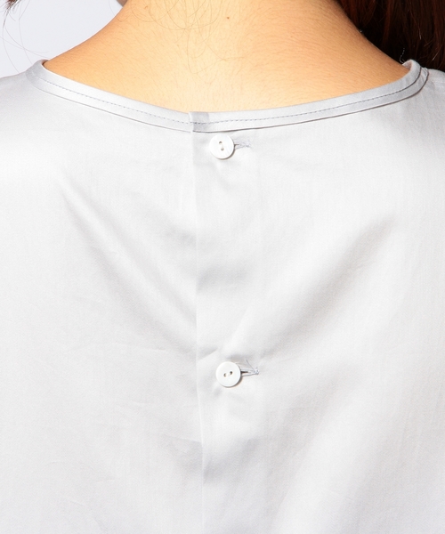 UNITED ARROWS（ユナイテッドアローズ）の「UAB C C/N フレア Tシャツ ◆（シャツ/ブラウス・レディース・オフホワイト/ブラック/ライトグレー・40/38）」の8枚目の写真