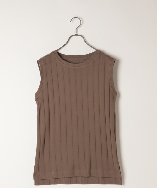 LAKOLE（ラコレ）の「ワイドリブスリーブレスTシャツ / LAKOLE（Tシャツ/カットソー・レディース・ボルドー/ライトグリーン/オフホワイト/スモーク/ブラウン系その他/ライトベージュ・SMALL/MEDIUM）」の3枚目の写真