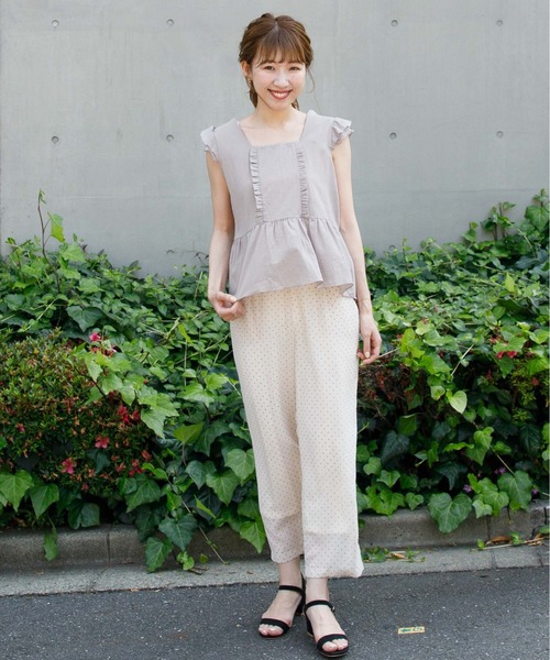 flower（フラワー）の「タイニーフリルブラウス（シャツ/ブラウス・レディース・ブラック/ベージュ・FREE）」の3枚目の写真