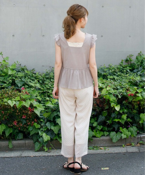 flower（フラワー）の「タイニーフリルブラウス（シャツ/ブラウス・レディース・ブラック/ベージュ・FREE）」の5枚目の写真