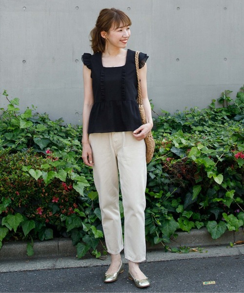 flower（フラワー）の「タイニーフリルブラウス（シャツ/ブラウス・レディース・ブラック/ベージュ・FREE）」の13枚目の写真